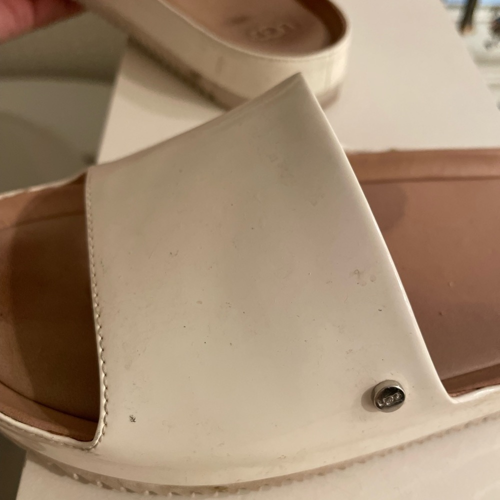 UGG Womens Jane Patent Slides - white - size 8